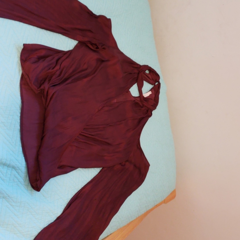 Shirt - Picture 2 of 4